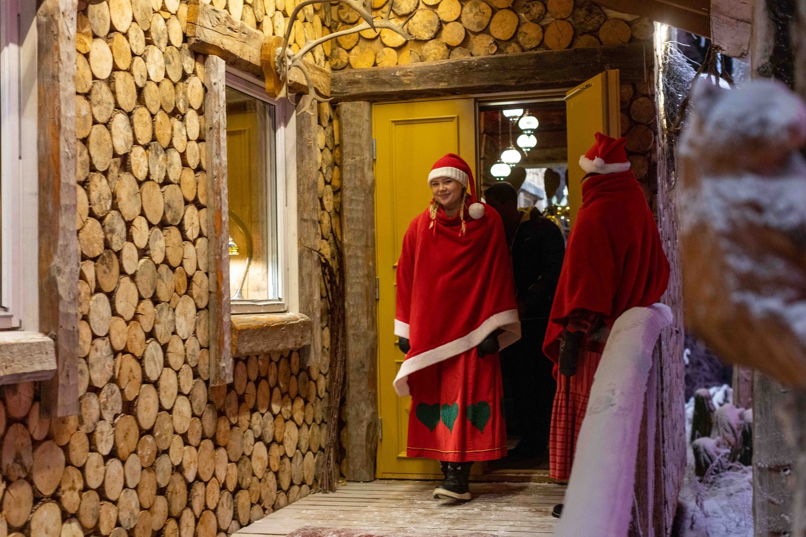 The elves' will guide you to meet Santa himself
